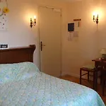 Hotel Le Clos Du Montvinage Отель Etreaupont