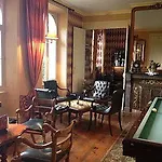 Hotel Le Clos Du Montvinage Отель
