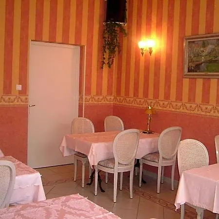Le Clos Du Montvinage 3* Étréaupont