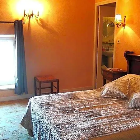 Le Clos Du Montvinage Hotel 3*