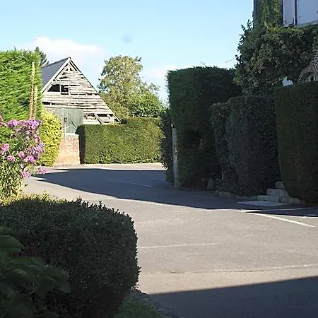 Le Clos Du Montvinage 3*