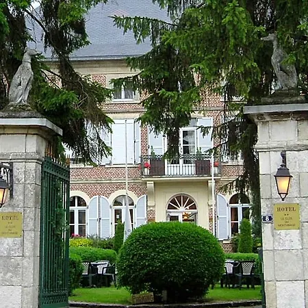 Le Clos Du Montvinage 3* Étréaupont