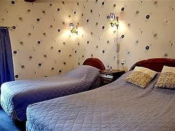 Le Clos Du Montvinage Hotel Étréaupont