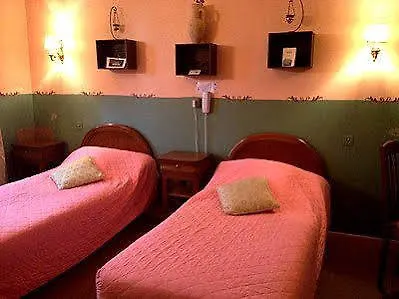 Le Clos Du Montvinage מלון Étréaupont