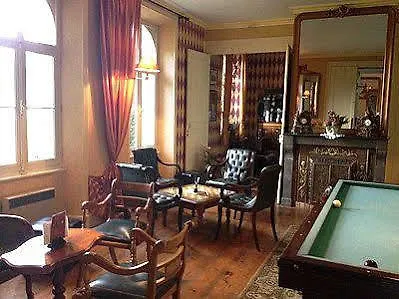 Le Clos Du Montvinage מלון