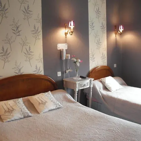 מלון Le Clos Du Montvinage 3*